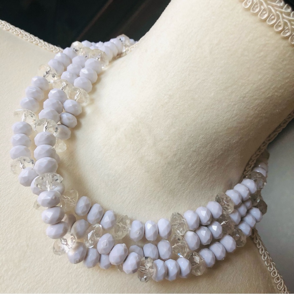 Vintage 80s-90s multi strand faceted white and clear bead choker necklace